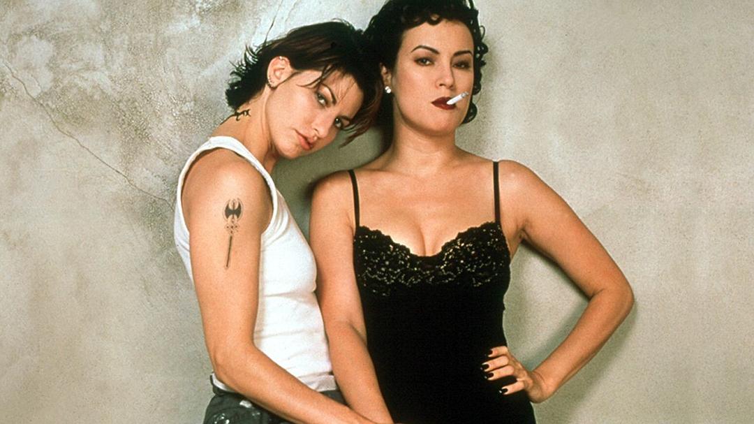 惊世狂花Bound(1996)插图2%4K电影下载_3D影视资源_杜比视界迅雷下载