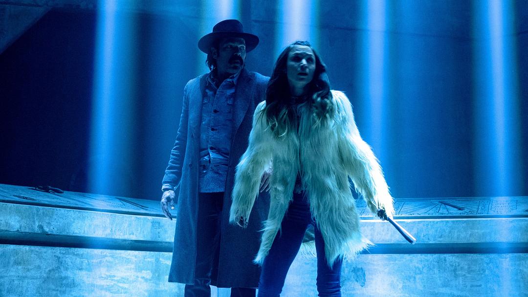 狙魔女杰Wynonna Earp(2016 – 2020)插图2%4K电影下载_3D影视资源_杜比视界迅雷下载
