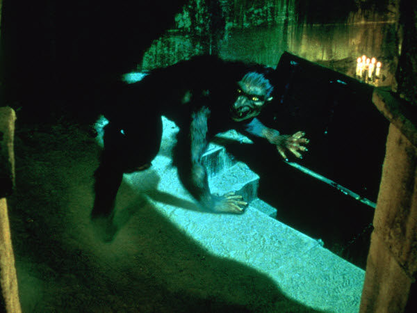 美国狼人在巴黎An American Werewolf in Paris(1997)插图2%4K电影下载_3D影视资源_杜比视界迅雷下载