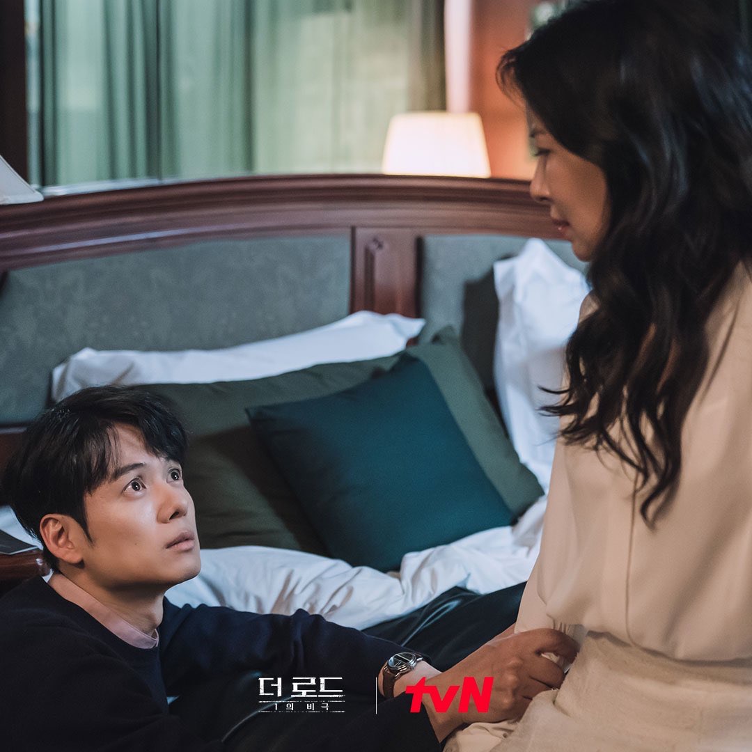 悲剧的诞生The Road The Tragedy of One(2021)插图1%4K电影下载_3D影视资源_杜比视界迅雷下载