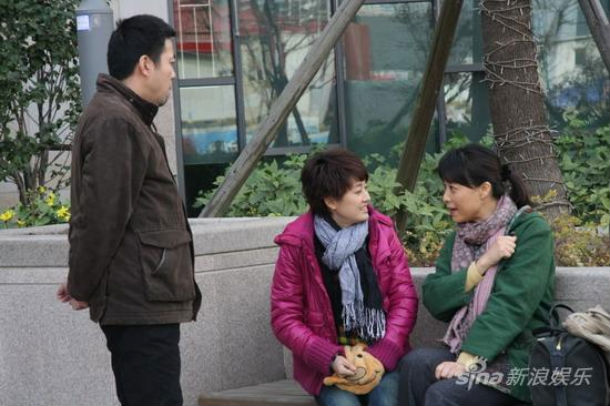 双城生活Two Cities One Family(2011)插图2%4K电影下载_3D影视资源_杜比视界迅雷下载