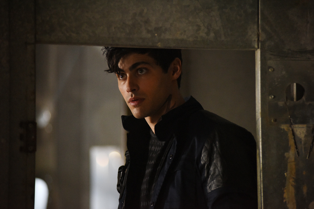 暗影猎人Shadowhunters: The Mortal Instruments(2016)插图1%4K电影下载_3D影视资源_杜比视界迅雷下载