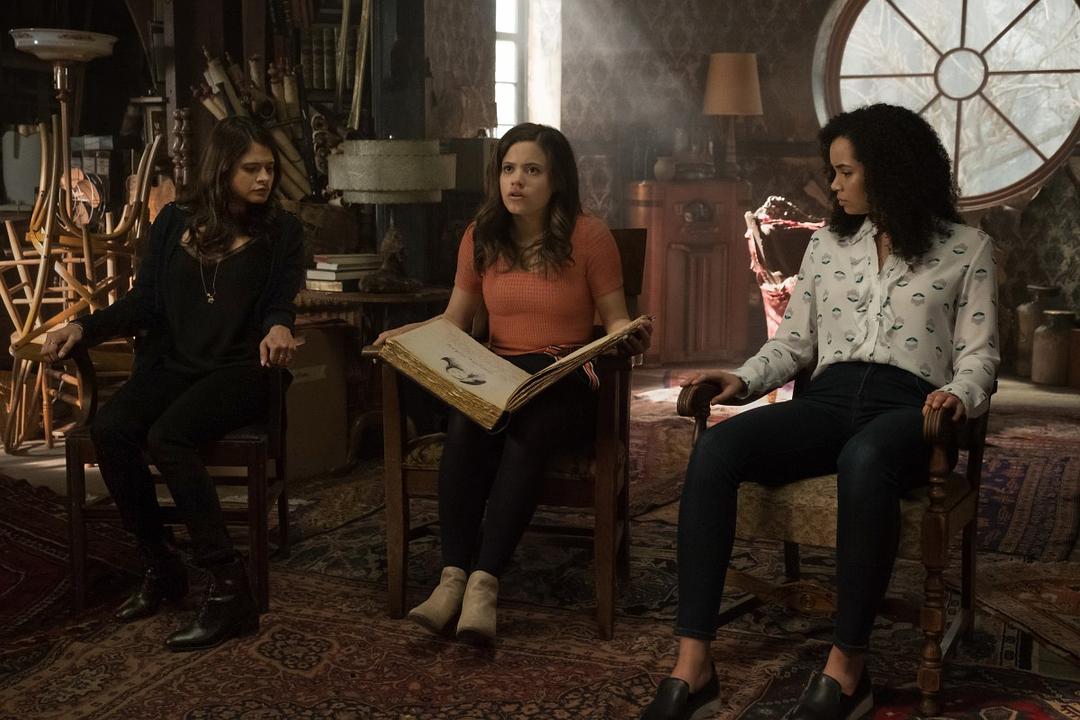 新圣女魔咒Charmed(2018)插图1%4K电影下载_3D影视资源_杜比视界迅雷下载
