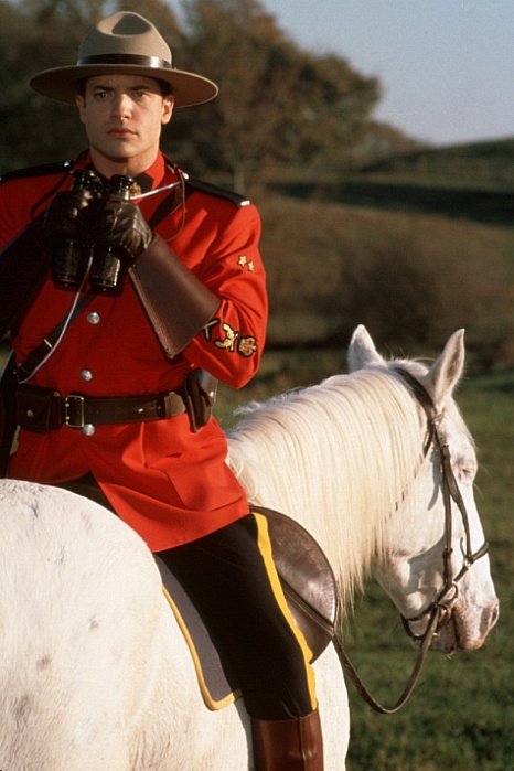 骑警杜德雷Dudley Do-Right(1999)插图2%4K电影下载_3D影视资源_杜比视界迅雷下载