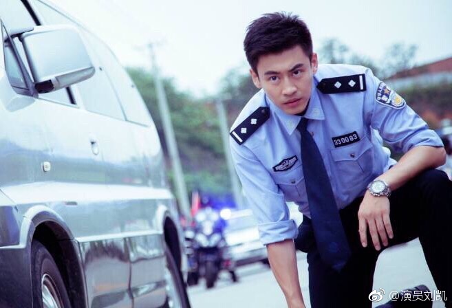 警察锅哥Jing cha guo ge(2017)插图1%4K电影下载_3D影视资源_杜比视界迅雷下载