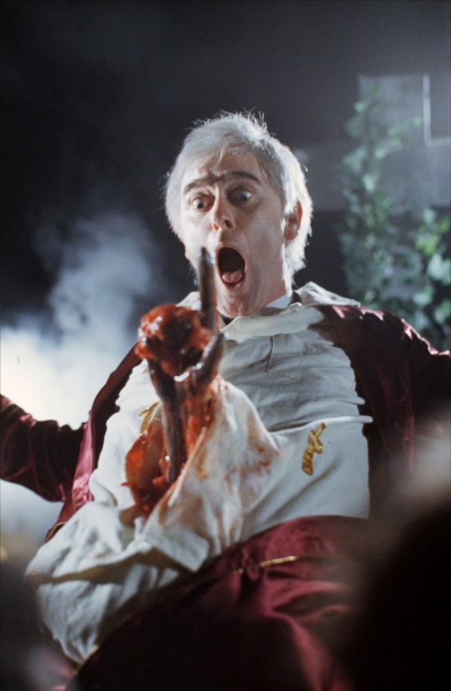 群尸玩过界Braindead(1992)插图2%4K电影下载_3D影视资源_杜比视界迅雷下载