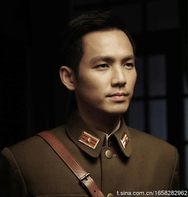 一触即发Imminent Crisis(2012)插图1%4K电影下载_3D影视资源_杜比视界迅雷下载