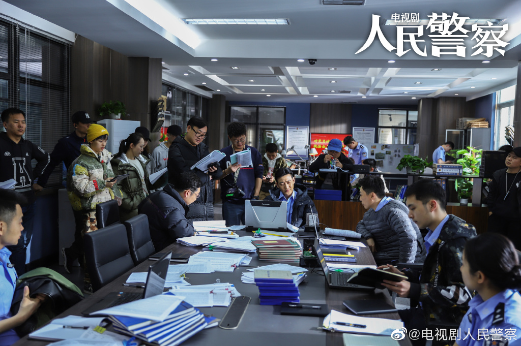 人民警察(2024)插图2%4K电影下载_3D影视资源_杜比视界迅雷下载