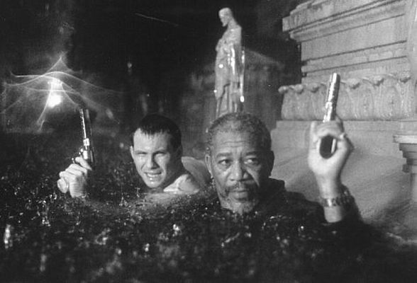 大雨成灾Hard Rain(1998)插图2%4K电影下载_3D影视资源_杜比视界迅雷下载