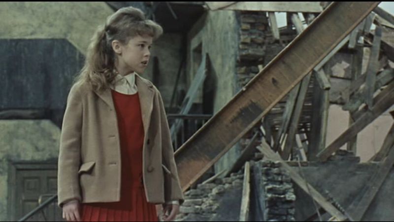 神秘博士与戴立克Dr. Who and the Daleks(1965)插图2%4K电影下载_3D影视资源_杜比视界迅雷下载