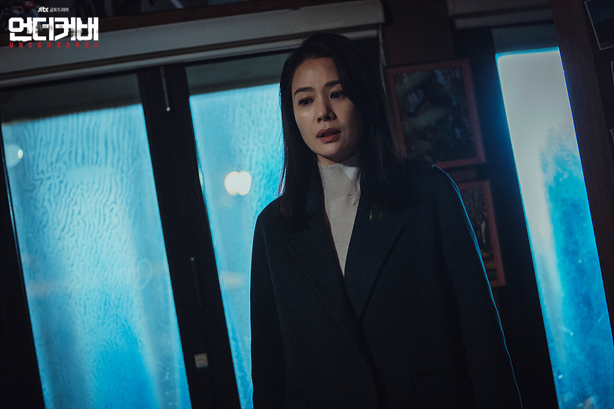 卧底：费瑞崛起Ferry(2021)插图2%4K电影下载_3D影视资源_杜比视界迅雷下载