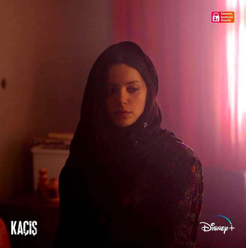 战地对焦Kaçis(2022)插图2%4K电影下载_3D影视资源_杜比视界迅雷下载