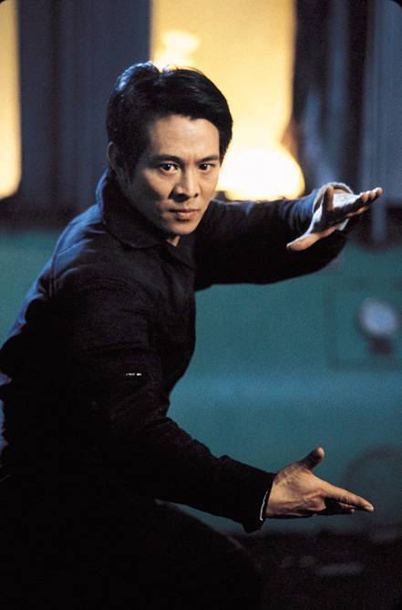 宇宙追缉令The One(2001)插图2%4K电影下载_3D影视资源_杜比视界迅雷下载