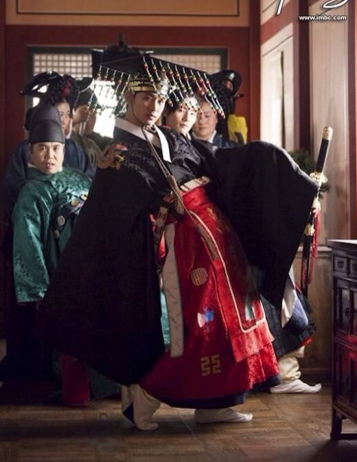 拥抱太阳的月亮Haereul poomeun dal(2012)插图1%4K电影下载_3D影视资源_杜比视界迅雷下载