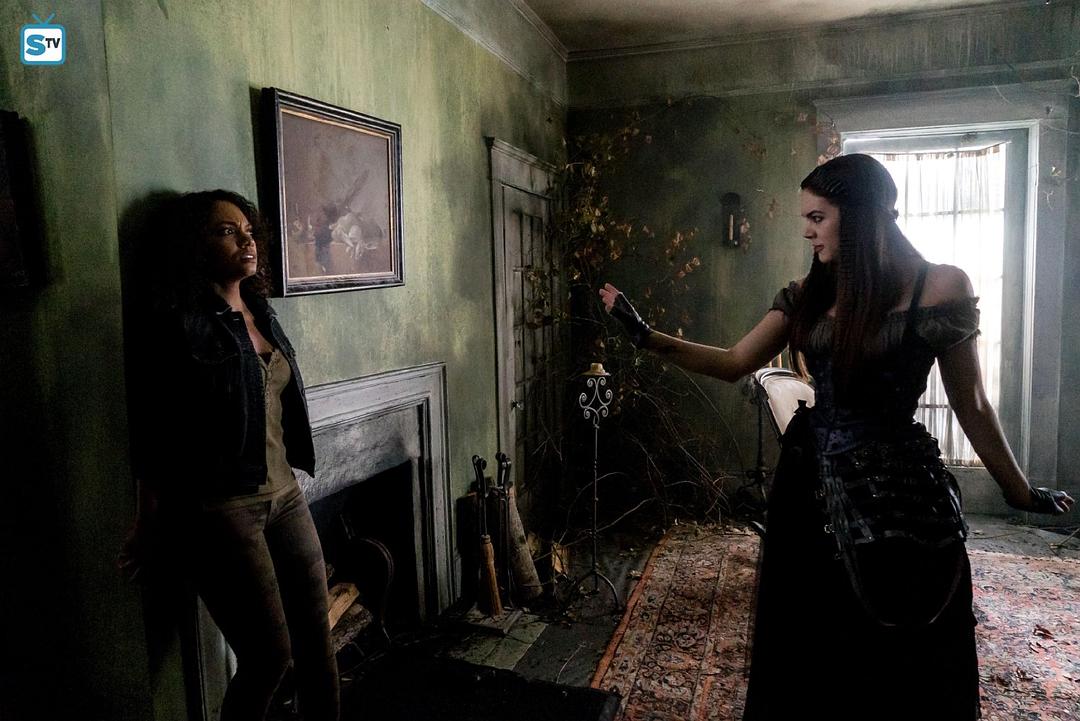 沉睡谷Sleepy Hollow(2013 – 2017)插图2%4K电影下载_3D影视资源_杜比视界迅雷下载