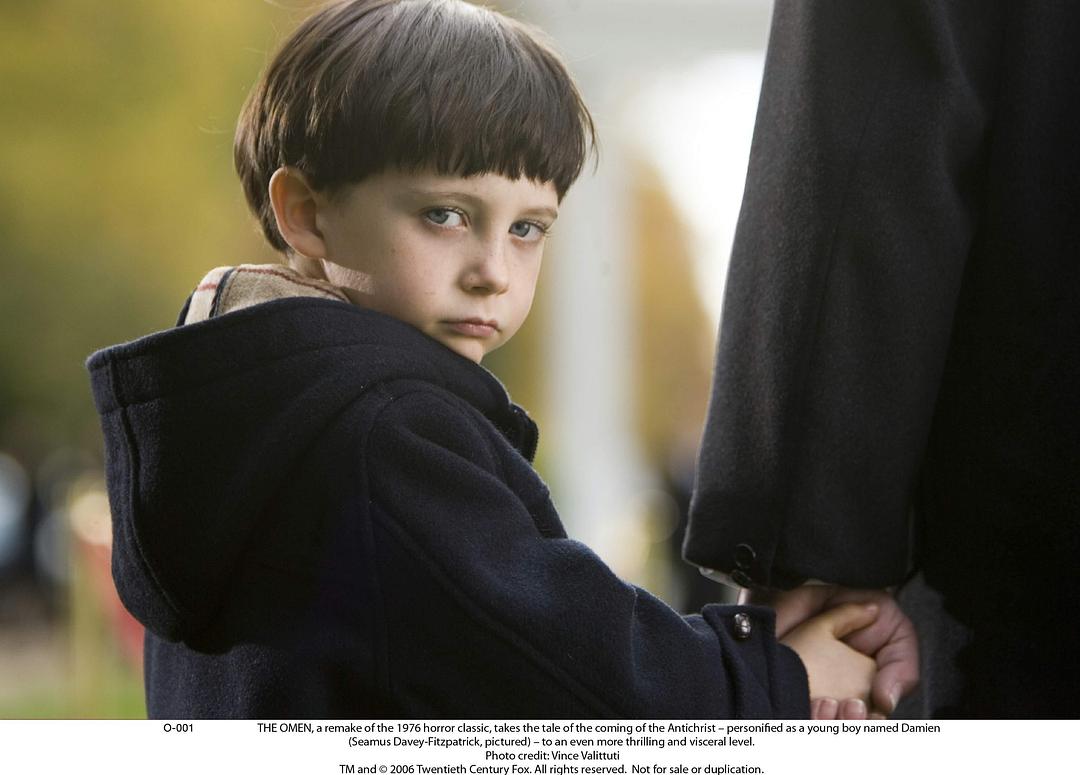 凶兆The Omen(2006)插图2%4K电影下载_3D影视资源_杜比视界迅雷下载