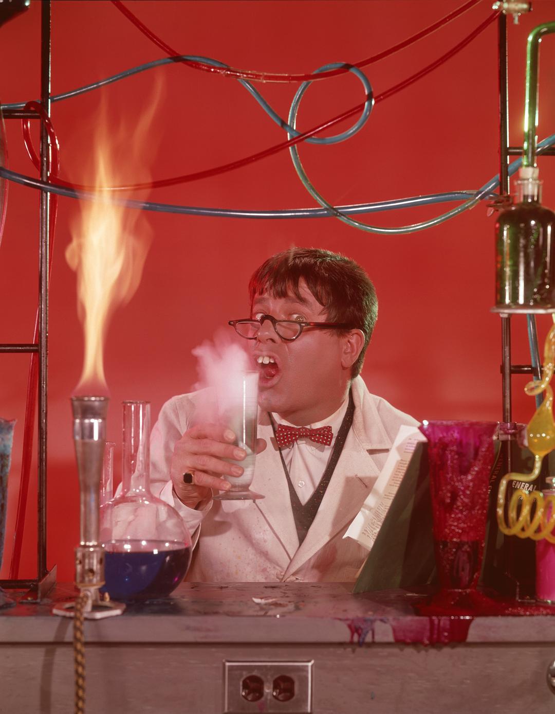 疯狂教授The Nutty Professor(1963)插图2%4K电影下载_3D影视资源_杜比视界迅雷下载