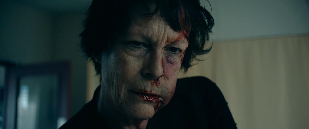 枫糖大劫案The Sticky(2024)插图1%4K电影下载_3D影视资源_杜比视界迅雷下载