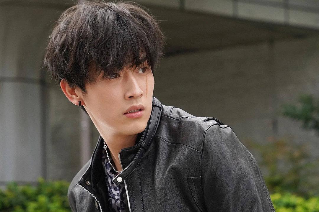 这是恋爱！不良少年与白手杖女孩Zhe Shi Lian Ai ！Bu Liang Shao Nian Yu Bai Shou Zhang Nv Hai(2021)插图2%4K电影下载_3D影视资源_杜比视界迅雷下载
