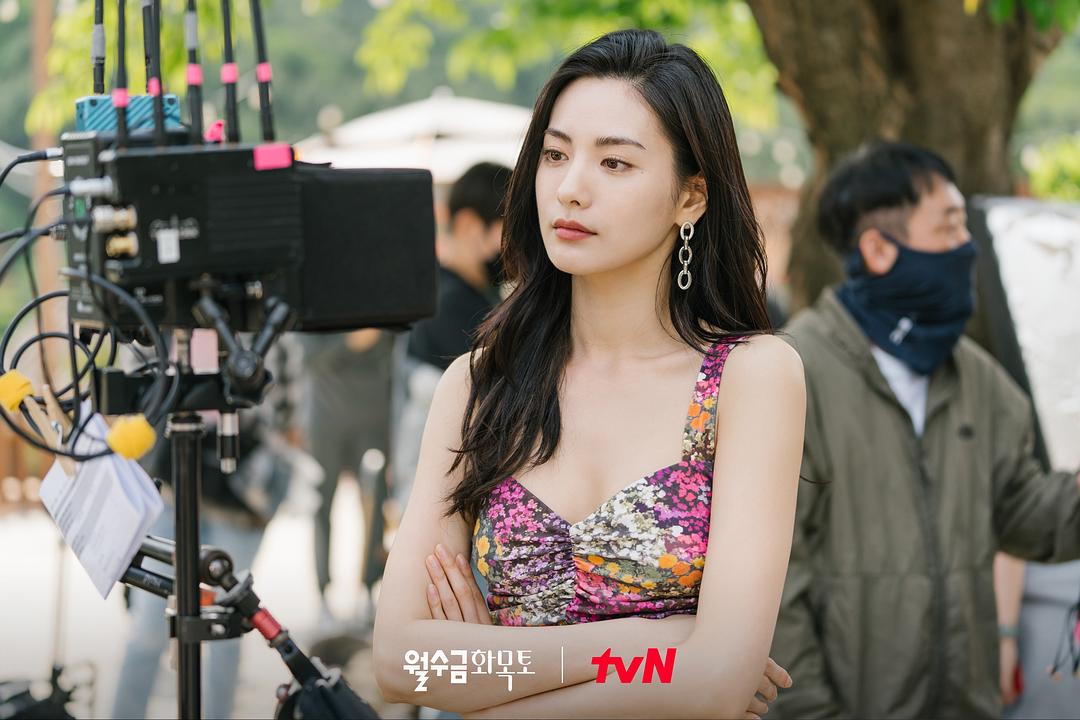 月水金火木土Yue Shui Jin Huo Mu Tu(2022)插图1%4K电影下载_3D影视资源_杜比视界迅雷下载