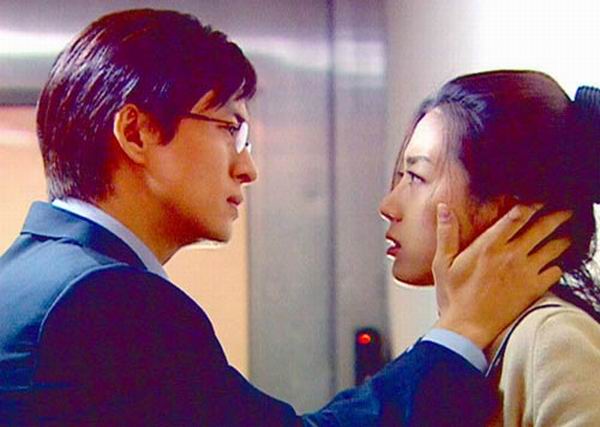 情定大饭店Hotelier(2001)插图1%4K电影下载_3D影视资源_杜比视界迅雷下载