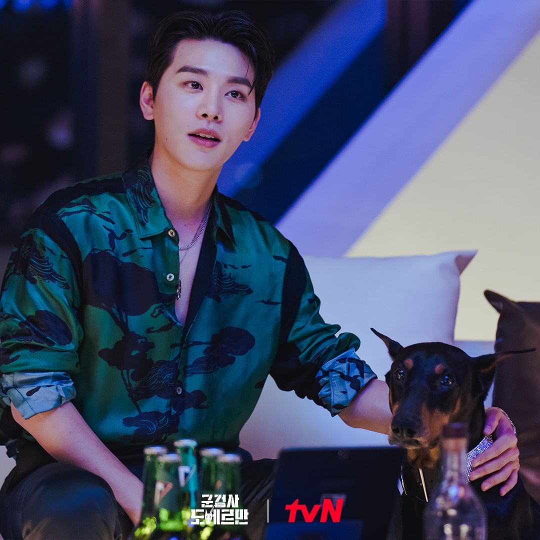 军检察官多伯曼犬Military Prosecutor Doberman(2022)插图2%4K电影下载_3D影视资源_杜比视界迅雷下载