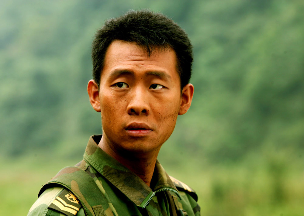 士兵突击Shi bing tu ji(2006)插图2%4K电影下载_3D影视资源_杜比视界迅雷下载