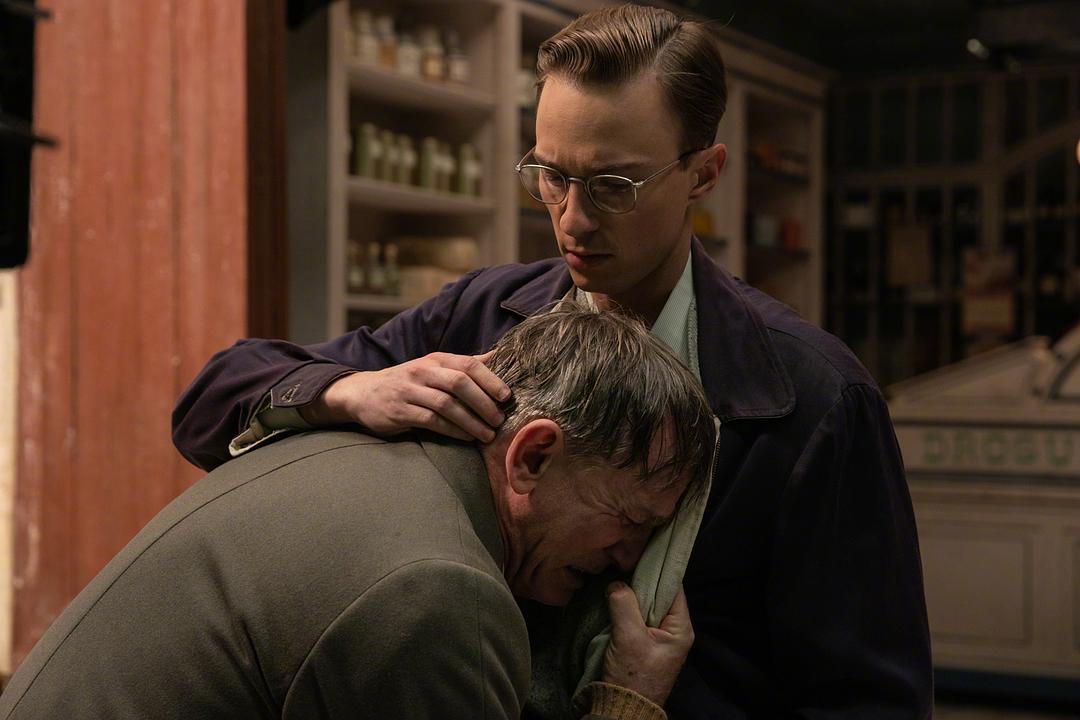 酷儿Queer(2024)插图1%4K电影下载_3D影视资源_杜比视界迅雷下载