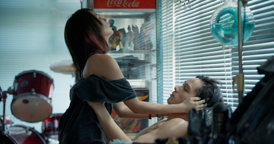 四楼的天堂Si Lou De Tian Tang(2021)插图1%4K电影下载_3D影视资源_杜比视界迅雷下载