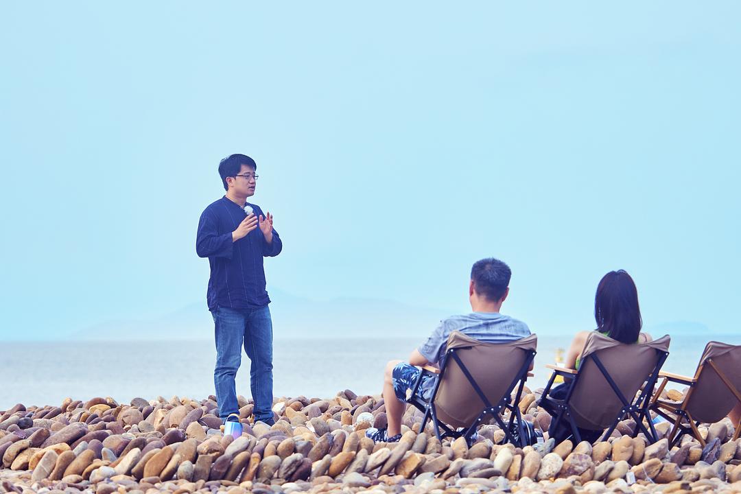 我在岛屿读书Wo Zai Dao Yu Dou Shu(2022 – 2023)插图1%4K电影下载_3D影视资源_杜比视界迅雷下载