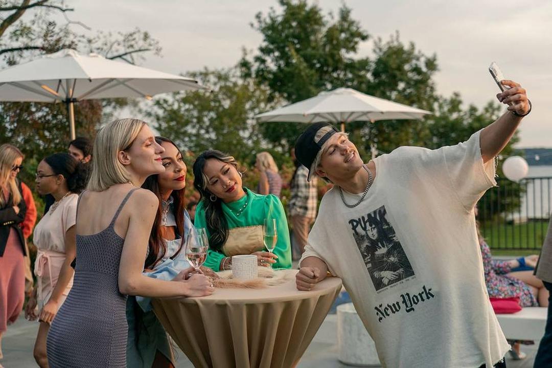 大哥大姐没出息The Other Two(2019 – 2023)插图2%4K电影下载_3D影视资源_杜比视界迅雷下载