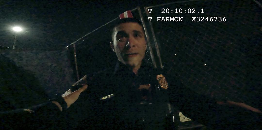 热线警报On Call(2025)插图2%4K电影下载_3D影视资源_杜比视界迅雷下载