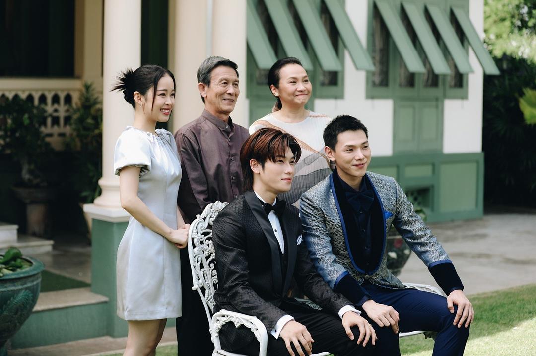 世纪之爱Century Of Love Series(2024)插图1%4K电影下载_3D影视资源_杜比视界迅雷下载