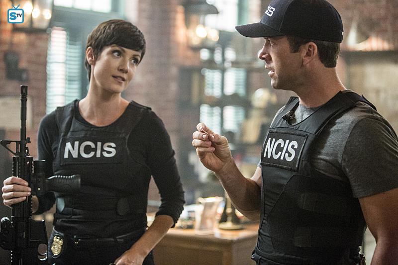 海军罪案调查处：新奥尔良NCIS: New Orleans(2014)插图2%4K电影下载_3D影视资源_杜比视界迅雷下载