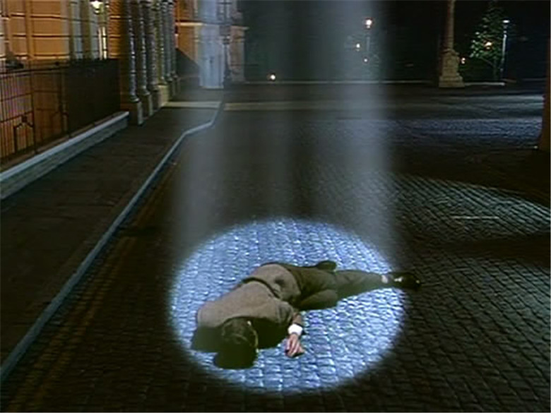 憨豆先生Mr. Bean(1990)插图1%4K电影下载_3D影视资源_杜比视界迅雷下载