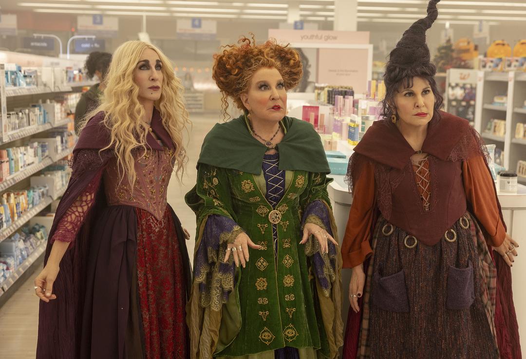 女巫也疯狂2Hocus Pocus 2(2022)插图2%4K电影下载_3D影视资源_杜比视界迅雷下载