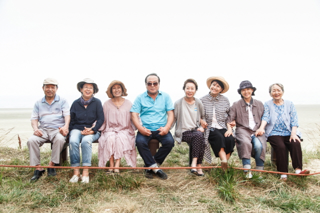 我亲爱的朋友们Di-eo Ma-i Peu-ren-jeu(2016)插图2%4K电影下载_3D影视资源_杜比视界迅雷下载