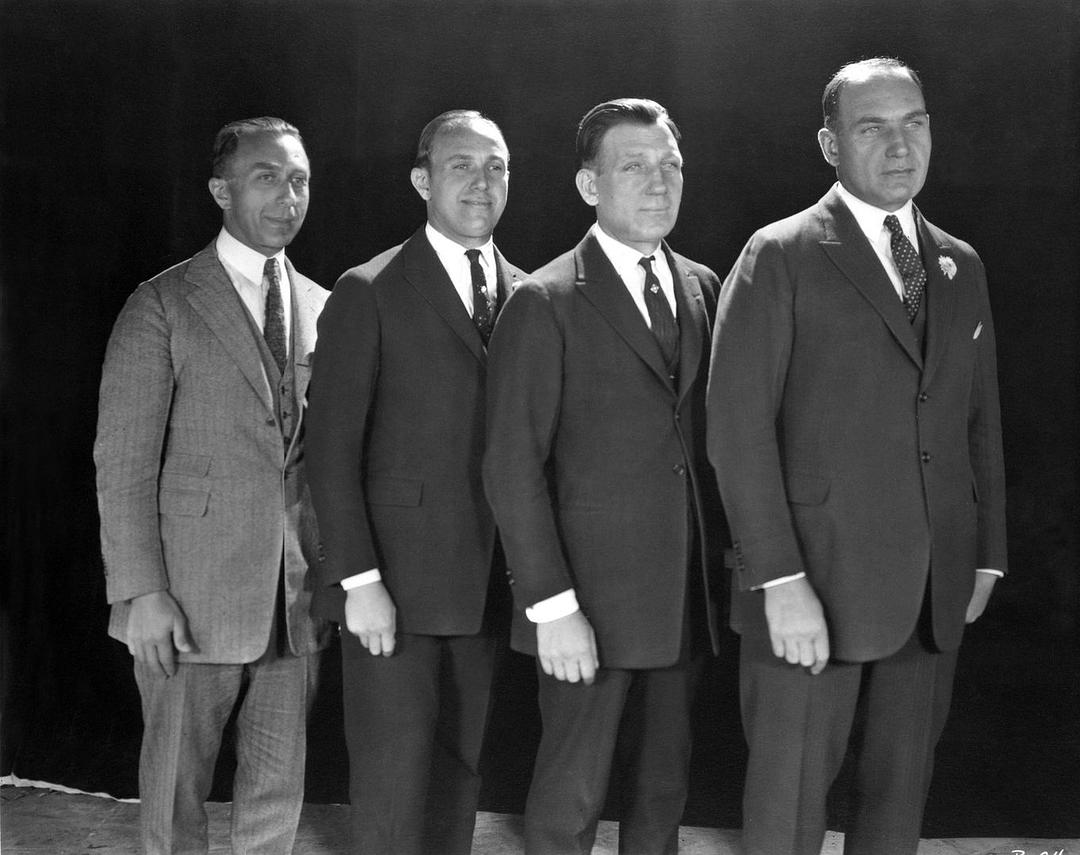 百年华纳100 Ans de Warner Bros.(2023)插图2%4K电影下载_3D影视资源_杜比视界迅雷下载