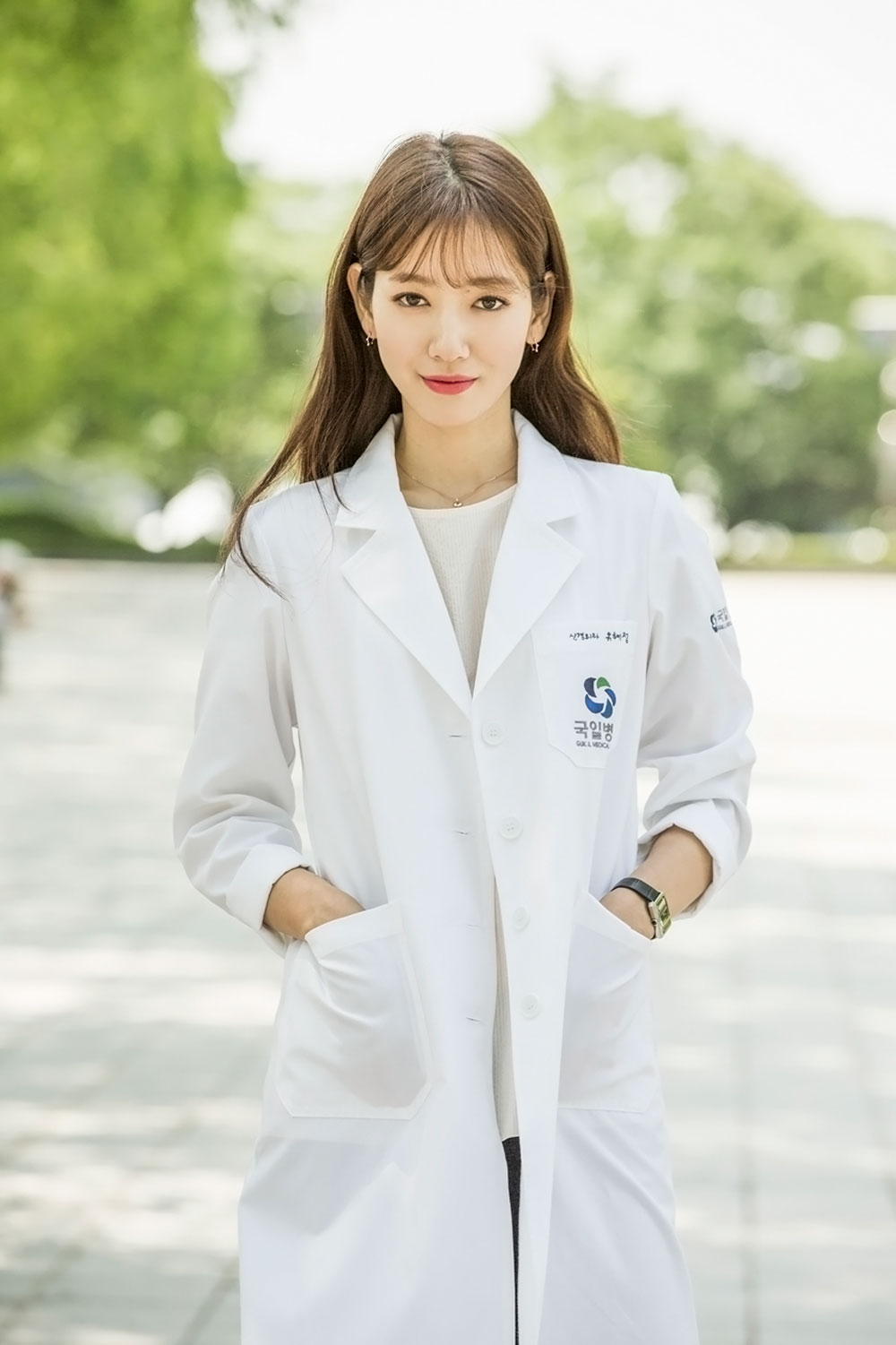 医生们Doctors(2016)插图1%4K电影下载_3D影视资源_杜比视界迅雷下载