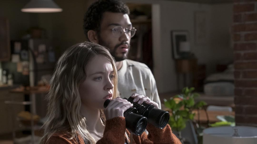 偷窥者The Voyeurs(2021)插图2%4K电影下载_3D影视资源_杜比视界迅雷下载