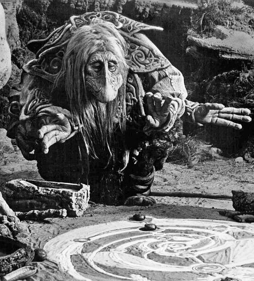 黑水晶The Dark Crystal(1982)插图2%4K电影下载_3D影视资源_杜比视界迅雷下载