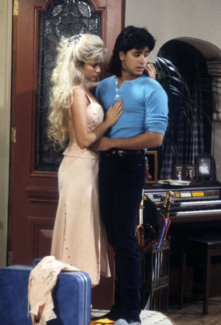 欢乐满屋Full House(1987)插图1%4K电影下载_3D影视资源_杜比视界迅雷下载