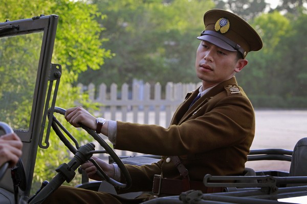 远去的飞鹰Yuan qu de fei ying(2011)插图1%4K电影下载_3D影视资源_杜比视界迅雷下载