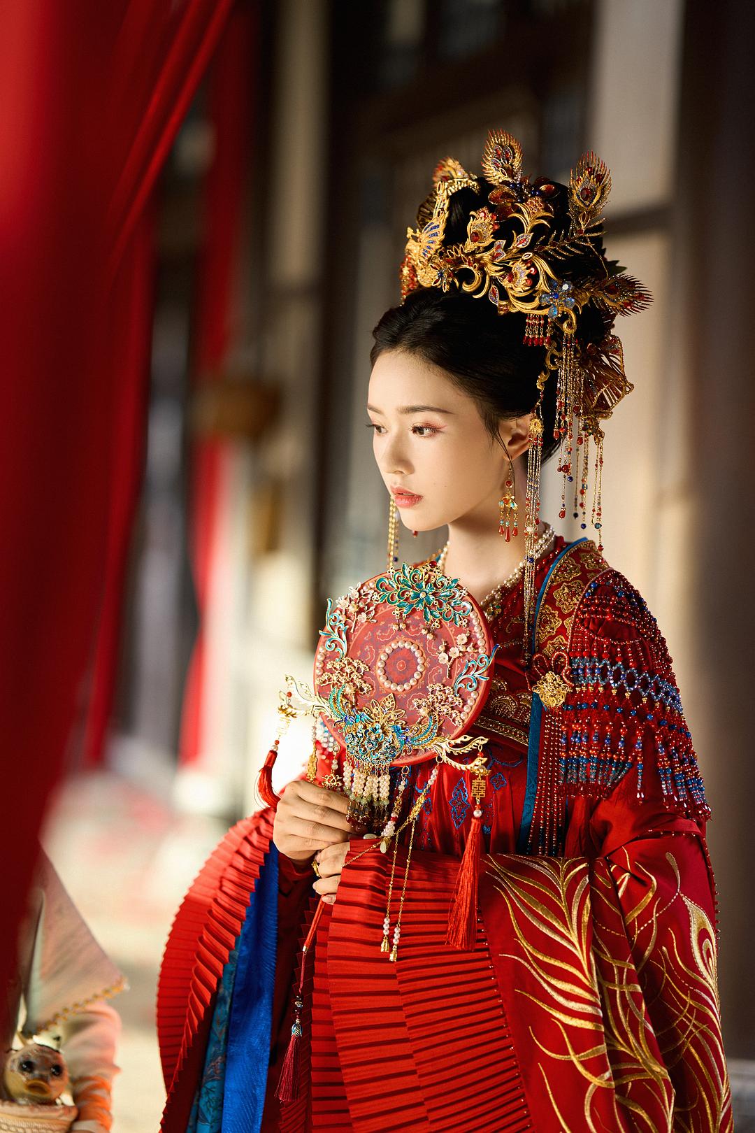 怎敌她千娇百媚Zen Di Ta Qian Jiao Bai Mei(2025)插图2%4K电影下载_3D影视资源_杜比视界迅雷下载